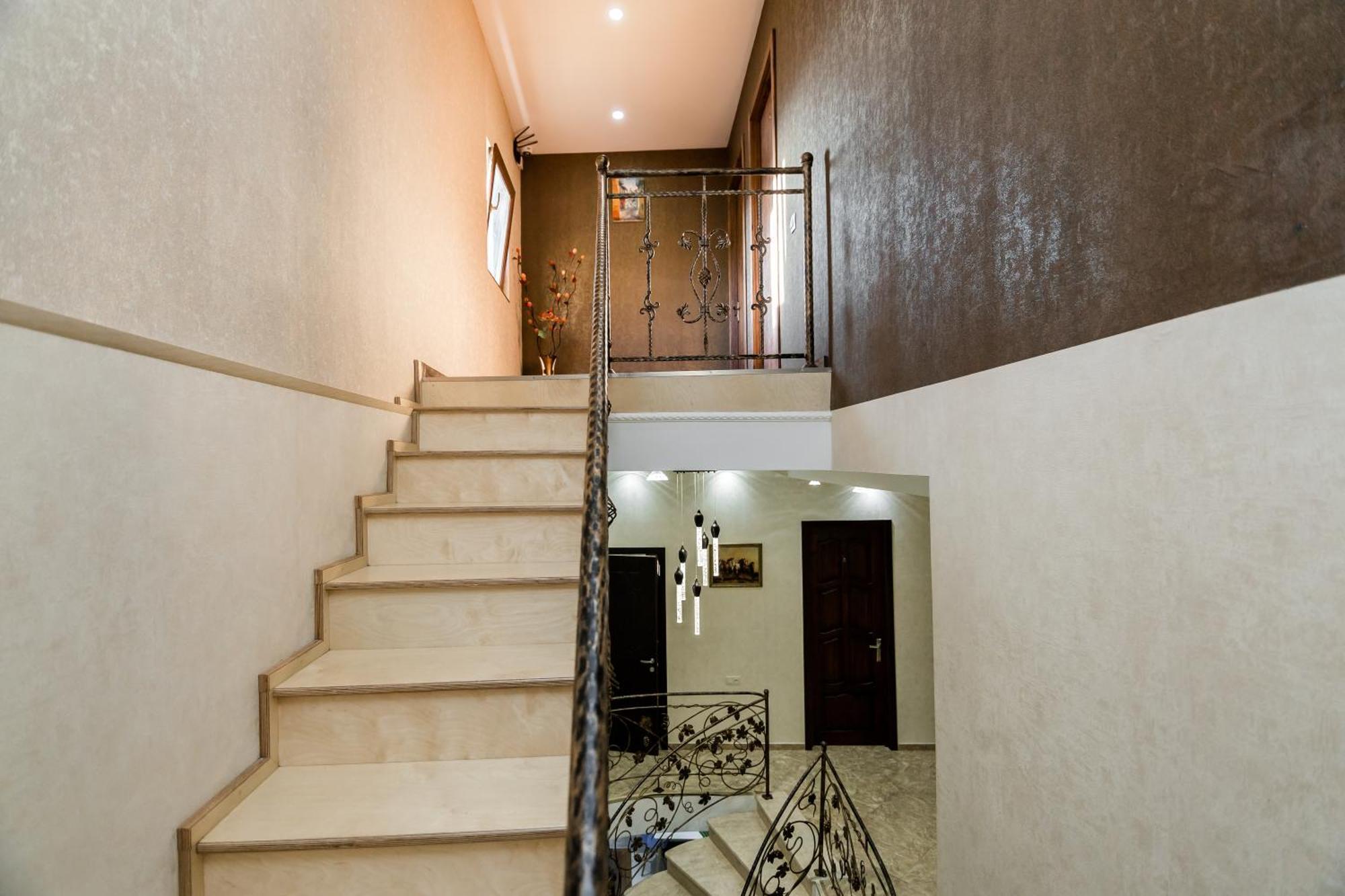 George Hotel Тбилиси Экстерьер фото